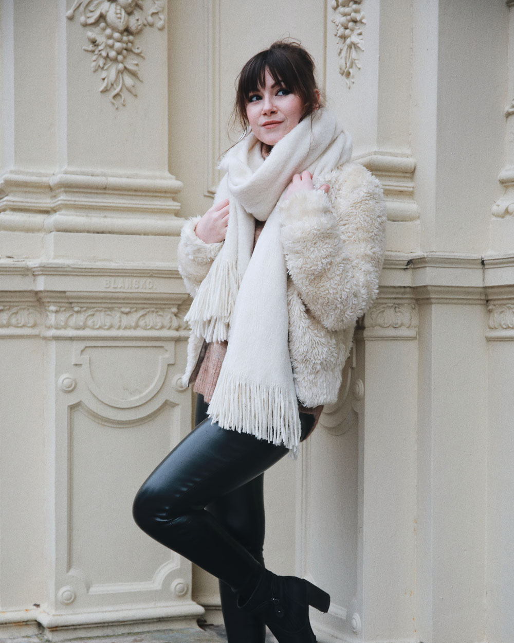  Herbst-Look-mit-Faux-Fur-Jacke| Fashion Blog Deutschland