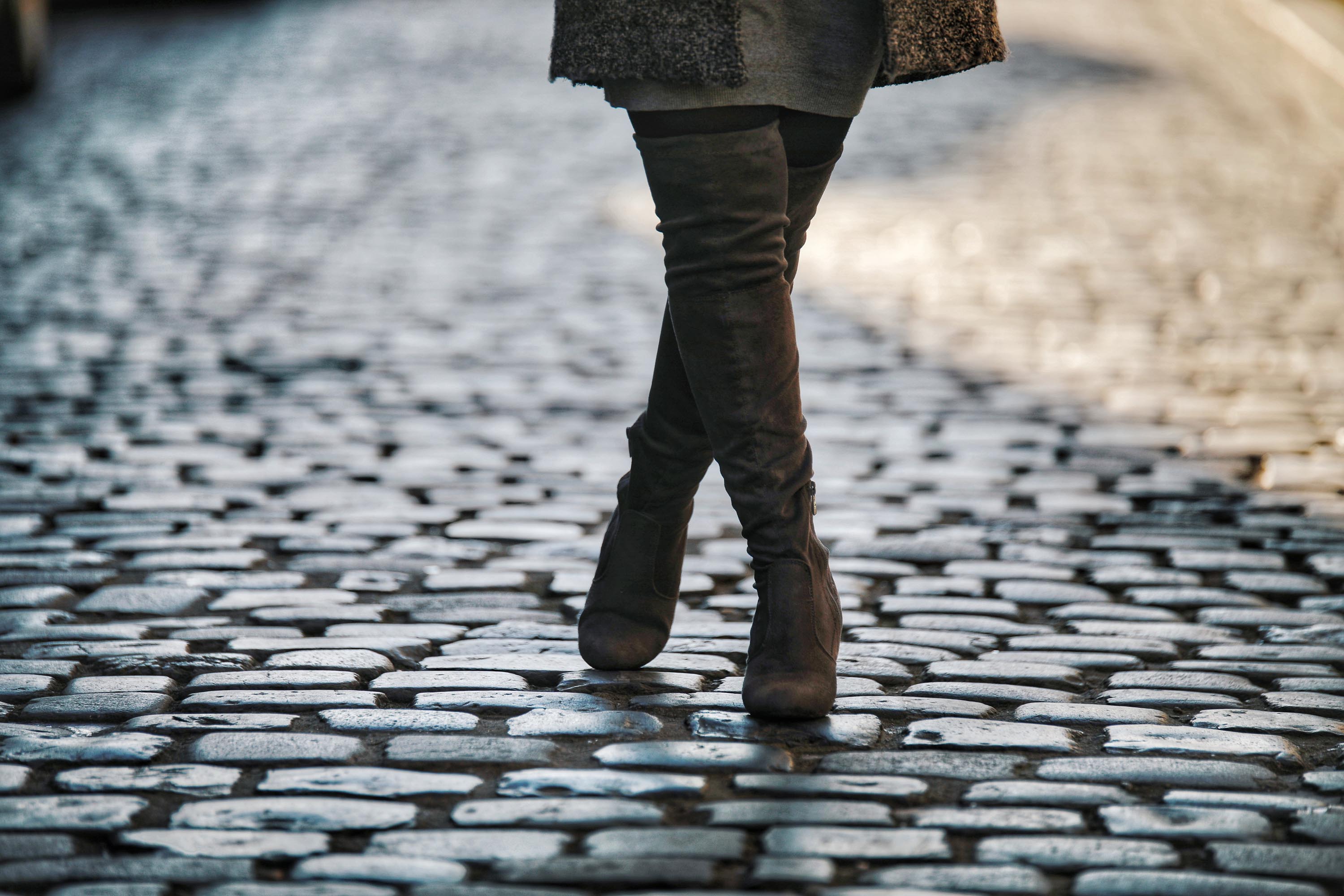 Winter-Outfit-Inspiration-Monochrom-10.jpg